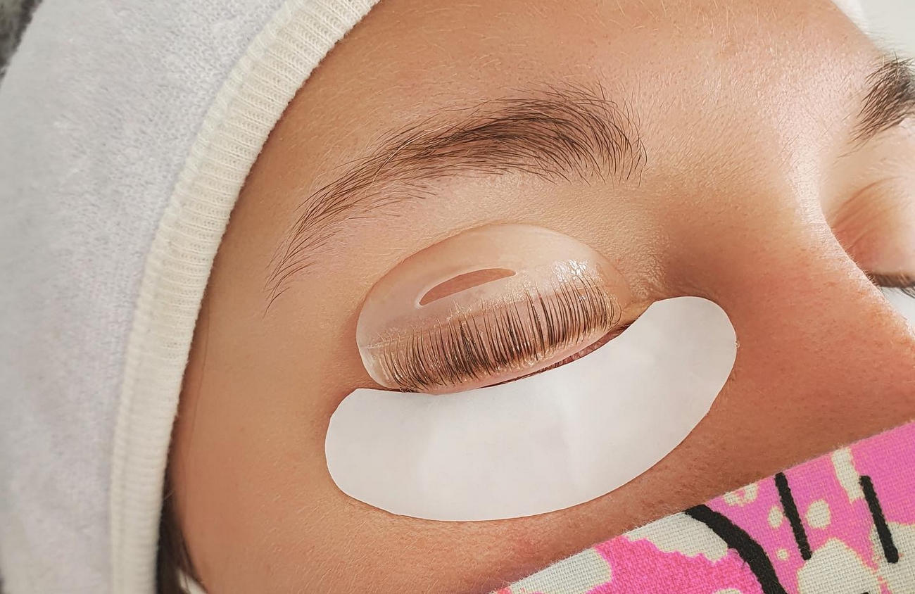 Photo rehaussement de cils Autour du Regard 1